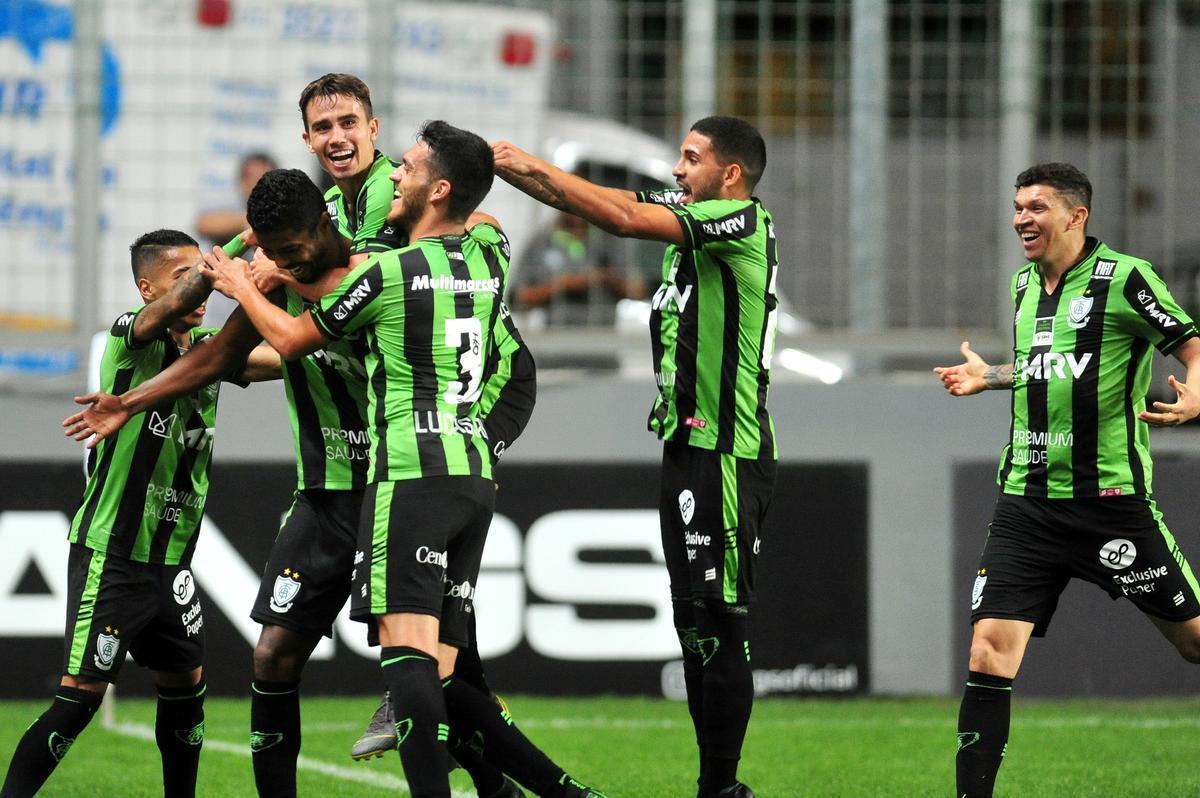 Amrica vence o Bragantino no Independncia e entra no G4 da Srie B