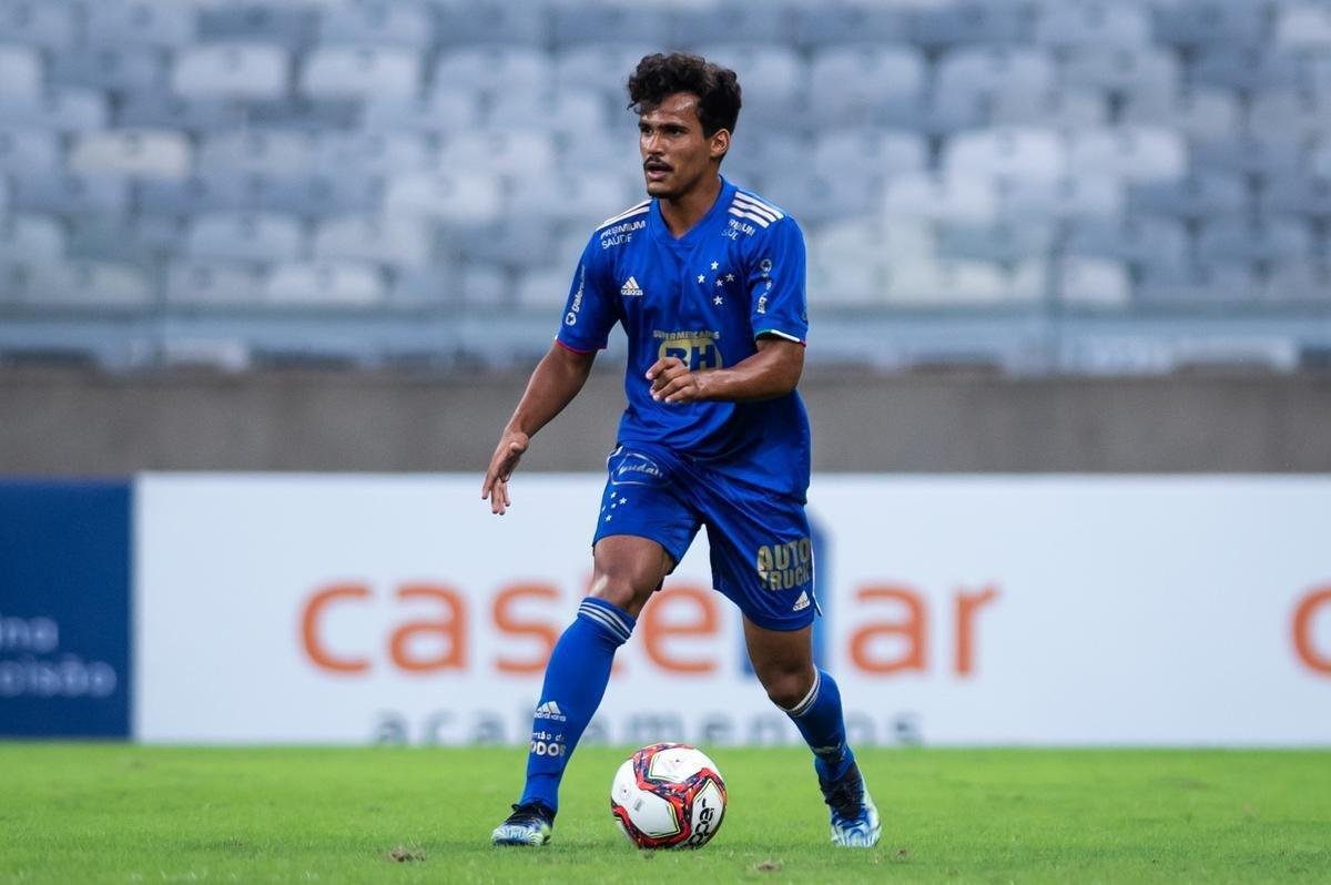 Kaiki, lateral-esquerdo - 1 jogo na temporada