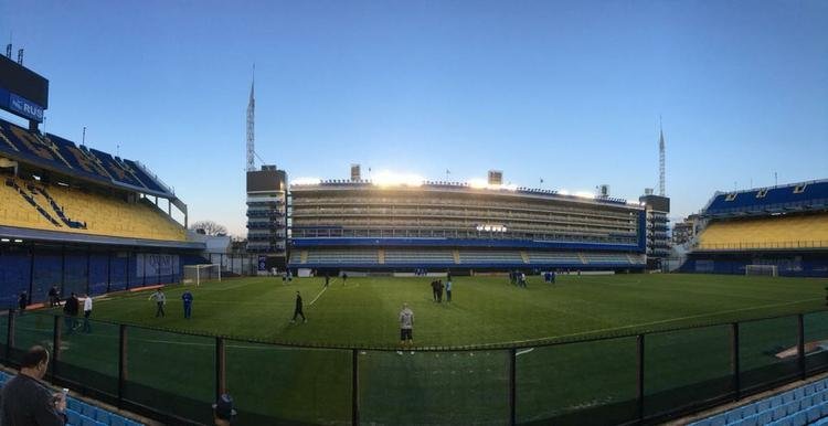 Fotos do mtico estdio de La Bombonera e do trabalho de reconhecimento feito pelo Cruzeiro
