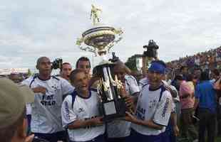 Imagens da campanha vitoriosa no Campeonato Mineiro de 2003