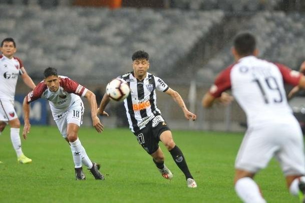 Fotos do primeiro tempo do jogo entre Atltico e Coln, no Mineiro, pela semifinal da Copa Sul-Americana