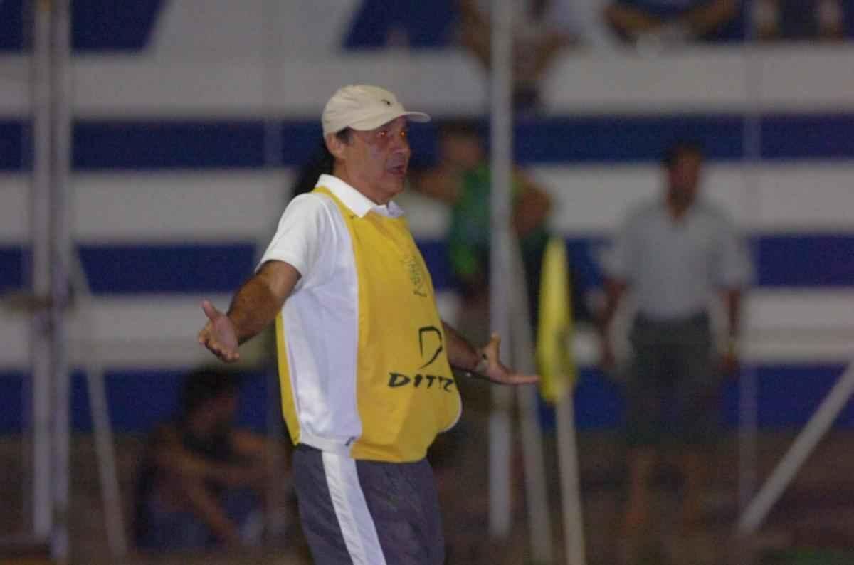 28/03/2007 - Procpio em sua passagem como tcnico do Amrica em 2007