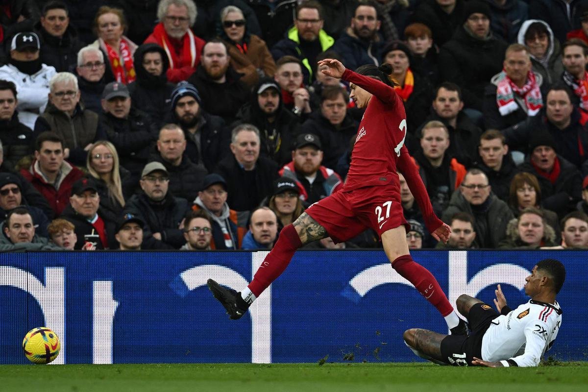 Em maro de 2023, o Liverpool fez histria com a maior goleada (7 a 0) sobre o Manchester United em 130 anos de clssico envolvendo os maiores campees do futebol ingls