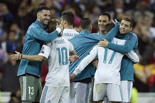 Depois da classificação do Real Madrid, festa merengue e decepção do Bayern no Santiago Bernabéu