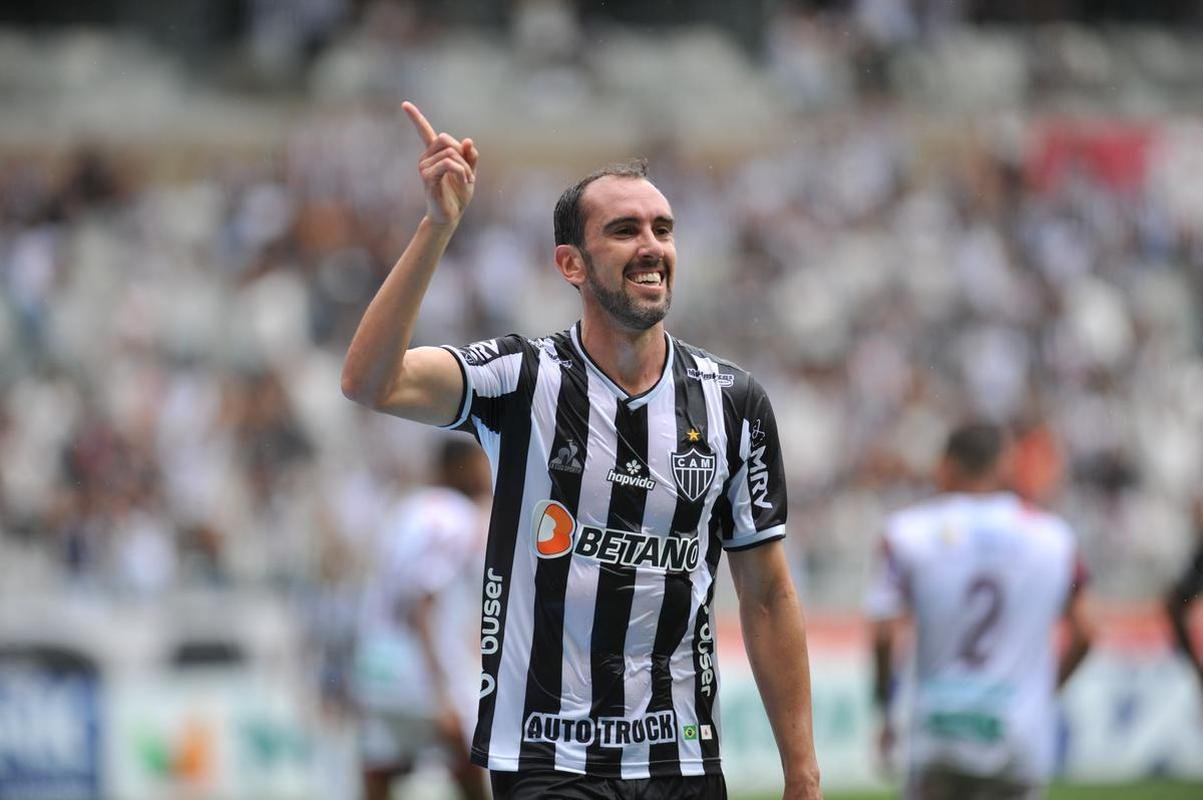 Fotos do jogo entre Atltico e Patrocinense, pelo Campeonato Mineiro