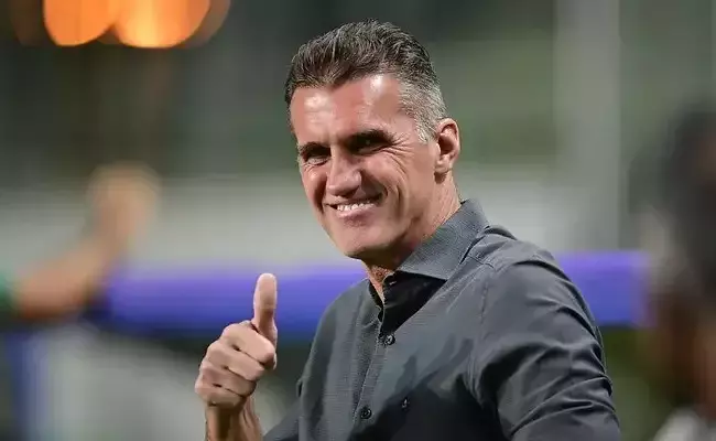 América - Vagner Mancini