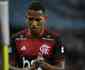 Com leso, Joo Lucas ser desfalque do Flamengo, que deve improvisar na lateral direita