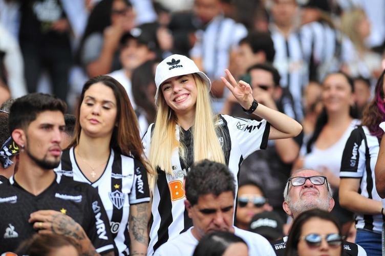 Festa da torcida do Atltico, no Mineiro, no jogo em que o time ergueu a taa de campeo brasileiro, diante do RB Bragantino