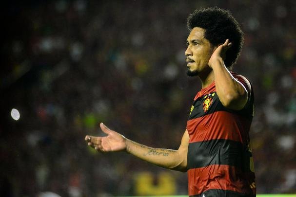 Na partida diante do Operário-PR, Hernane assumiu a artilharia do campeonato da Série B, que era liderada pelo atacante Rodrigão, do Coritiba