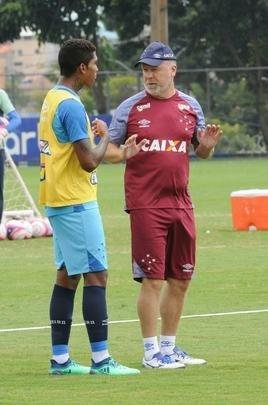 Galeria de fotos do treino do Cruzeiro nesta quarta-feira, na Toca da Raposa II (Paulo Filgueiras/EM D.A Press)