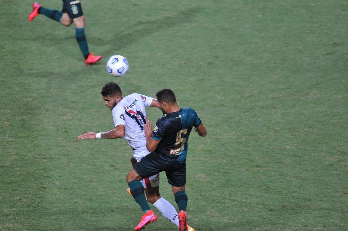 Amrica e Ferrovirio-CE se enfrentaram nesta quarta-feira (14), em partida vlida pela segunda fase da Copa do Brasil. O confronto foi realizado no Estdio Independncia, em Belo Horizonte.