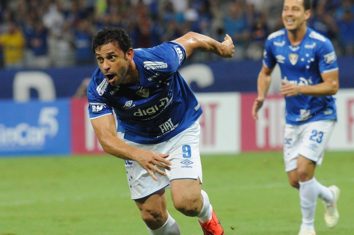 Fotos do duelo entre Cruzeiro e Amrica, no Mineiro