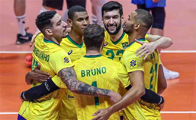 Brasil teve certo trabalho, mas bateu a Eslovênia pela Liga das Nações 