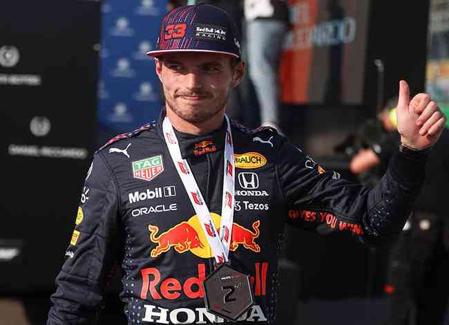 Max Verstappen  o lder do Mundial de Pilotos da Frmula 