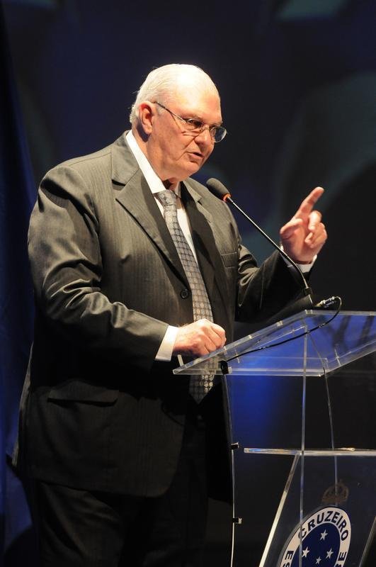 Em fim de mandato, Gilvan de Pinho Tavares exaltou os trs ttulos nacionais conquistados no Cruzeiro