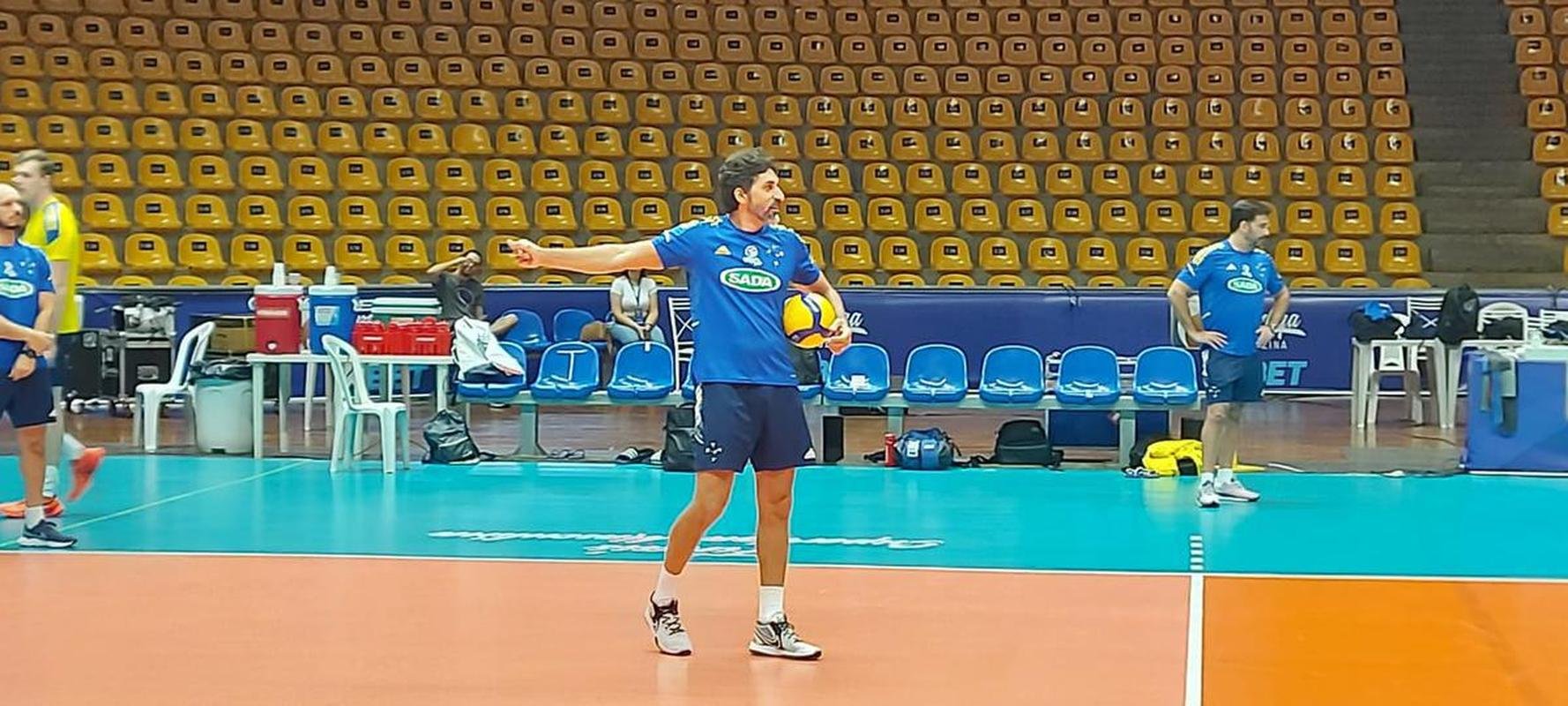Cruzeiro treina no Sabiazinho, em Uberlndia, antes da deciso contra o Minas na Superliga Masculina