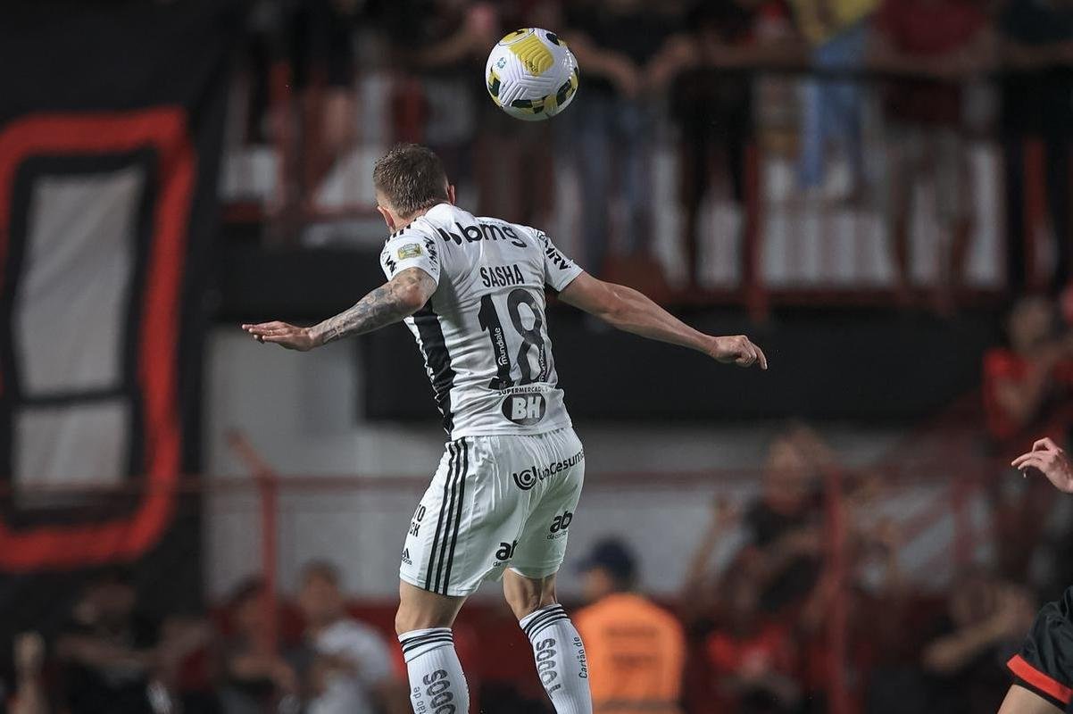 Atltico-GO x Atltico: veja fotos do jogo pelo Brasileiro