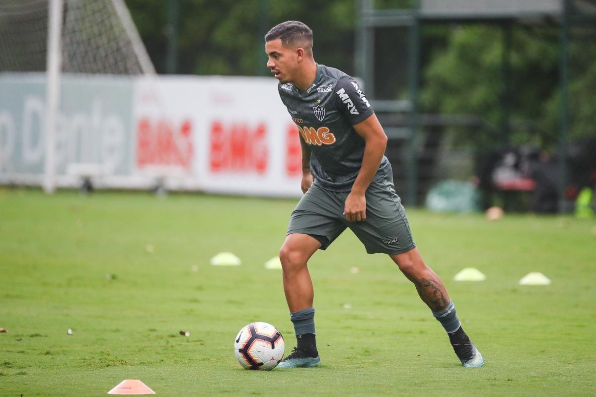 Jogadores do Atltico treinaram nesta tera-feira, vspera do jogo com o Defensor