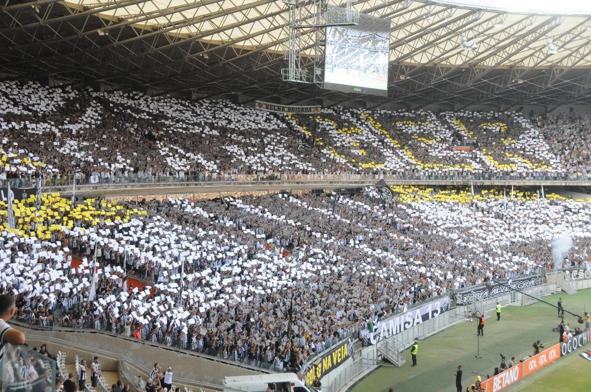 Fotos da torcida do Atltico na partida contra o Flamengo, no Mineiro, em Belo Horizonte, pela 13 rodada do Campeonato Brasileiro