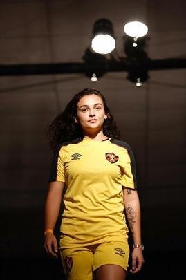 Festa de lançamento dos novos uniformes contou com a presença de jogadores e show de Paralamas de Sucesso