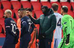 Jogadores de PSG e Basaksehir abandonam jogo aps acusao de ofensa racista 