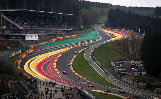 Eau Rouge, famosa curva do GP da Bélgica, é uma das mais temidas pelos pilotos