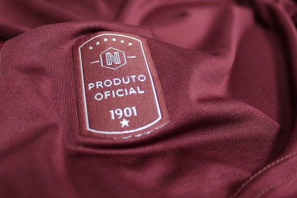 Novo uniforme celebra 'safra especial' do clube de Rosa e Silva e no er utilizado, em primeiro momento, como uniforme de jogo