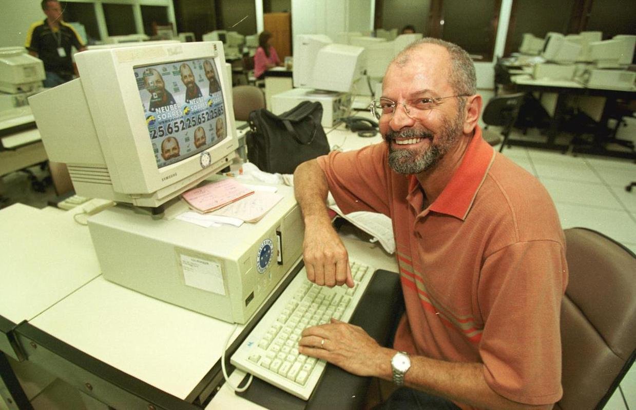 Momentos de Neuber Soares no Alterosa Esporte e no jornal Dirio da Tarde