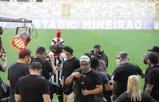 Ronaldinho participou de evento de patrocinador do Atltico no Mineiro e encontrou com jogadores da atualidade, como Rafael e Marquinhos, e dolos do passado, casos de Reinaldo, der Aleixo e Dad Maravilha