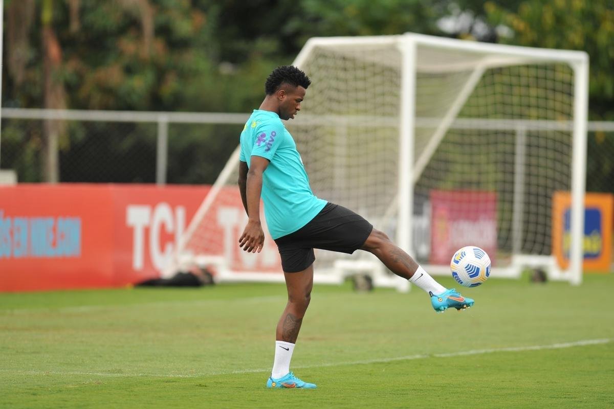 Seleo Brasileira concluiu na Toca da Raposa II, CT do Cruzeiro, em BH, a preparao para enfrentar o Paraguai no Mineiro pelas Eliminatrias da Copa do Mundo do Catar
