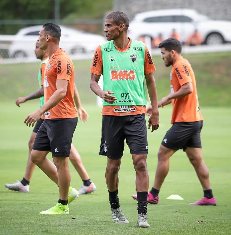 Veja fotos do jogo-treino do Atltico com o time sub-20