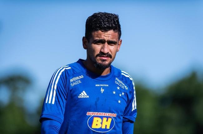 Ramon (zagueiro 2) - 61% dos votos