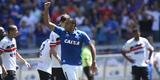 Cruzeiro 2x0 Santa Cruz (22� rodada do Brasileiro de 2016): com gols de Robinho e �bila, time celeste ganhou dos pernambucanos por 2 a 0 na manh� de domingo, 28 de agosto. P�blico presente foi de 49.208 (46.591 pagantes). Arrecada��o bruta com bilheteria chegou a R$ 1.445.435,00.