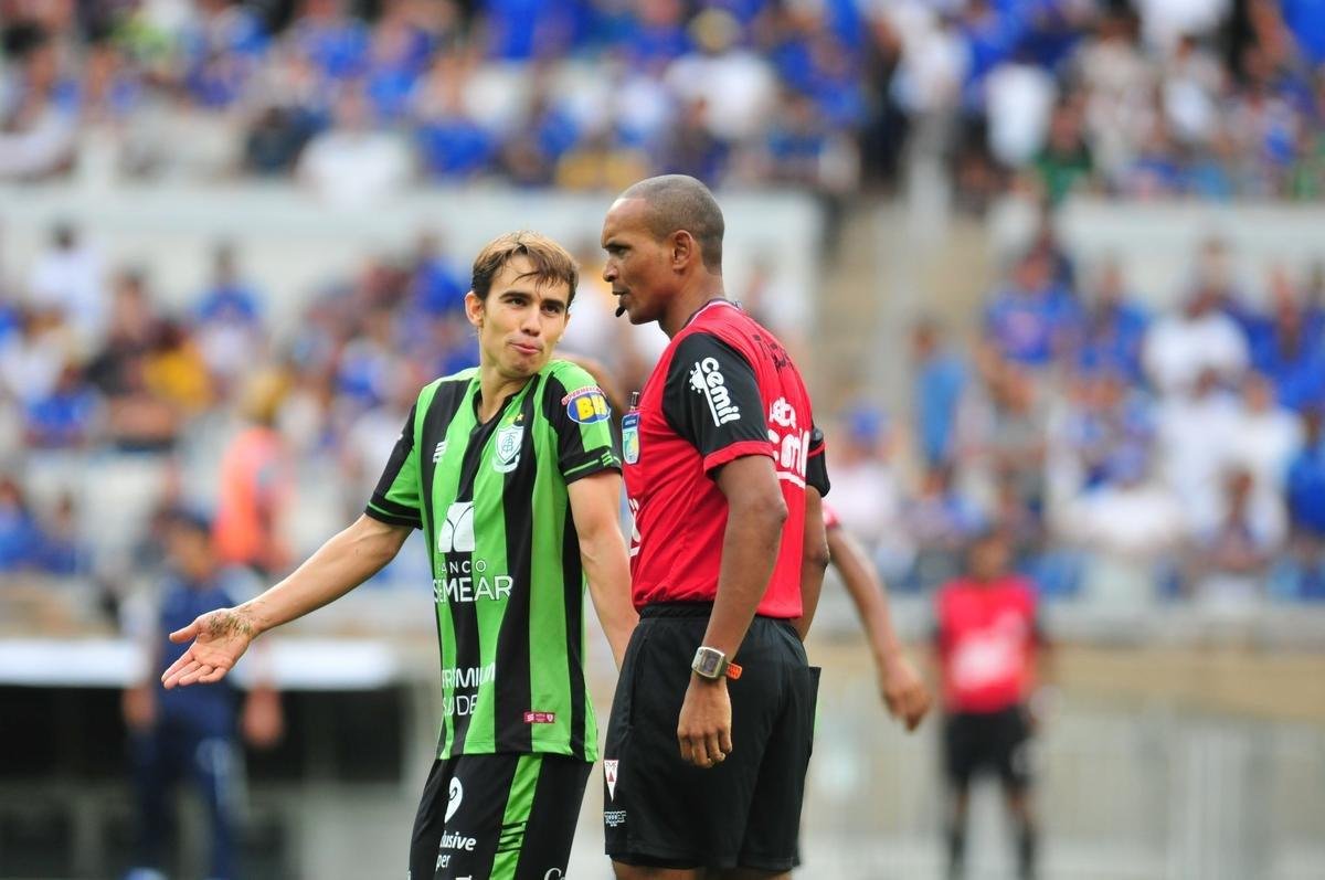 Cruzeiro e Amrica se enfrentaram em clssico pela 5 rodada do Campeonato Mineiro