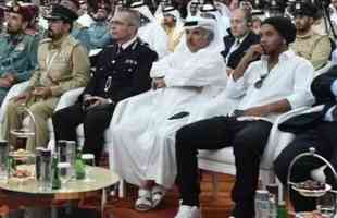 Ronaldinho com chefes de Estado rabes em Dubai, no comeo de 2017