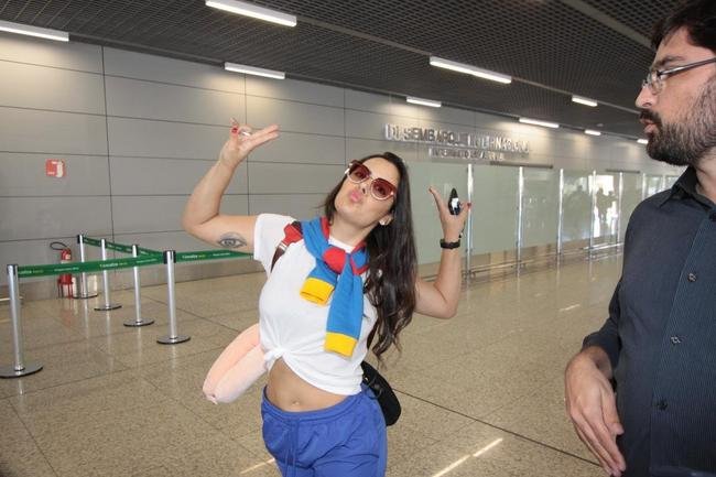 Na primeira vez de Larissa Riquelme em Belo Horizonte, levamos a modelo e apresentadora paraguaia para um verdadeiro banquete de pratos tpicos da culinria mineira. E ela adorou!