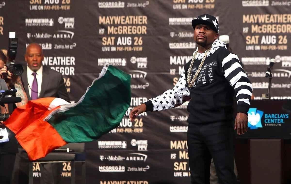 Imagens da etapa de Nova York da turn com Mayweather e McGregor. Astros se encaram no Brooklyn