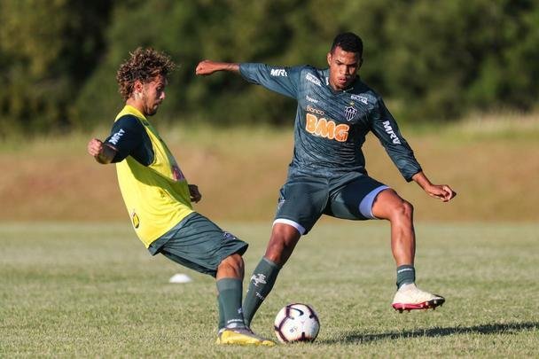 Jogadores do Atltico treinaram no CT do Danubio, em Montevidu, nesta tera-feira