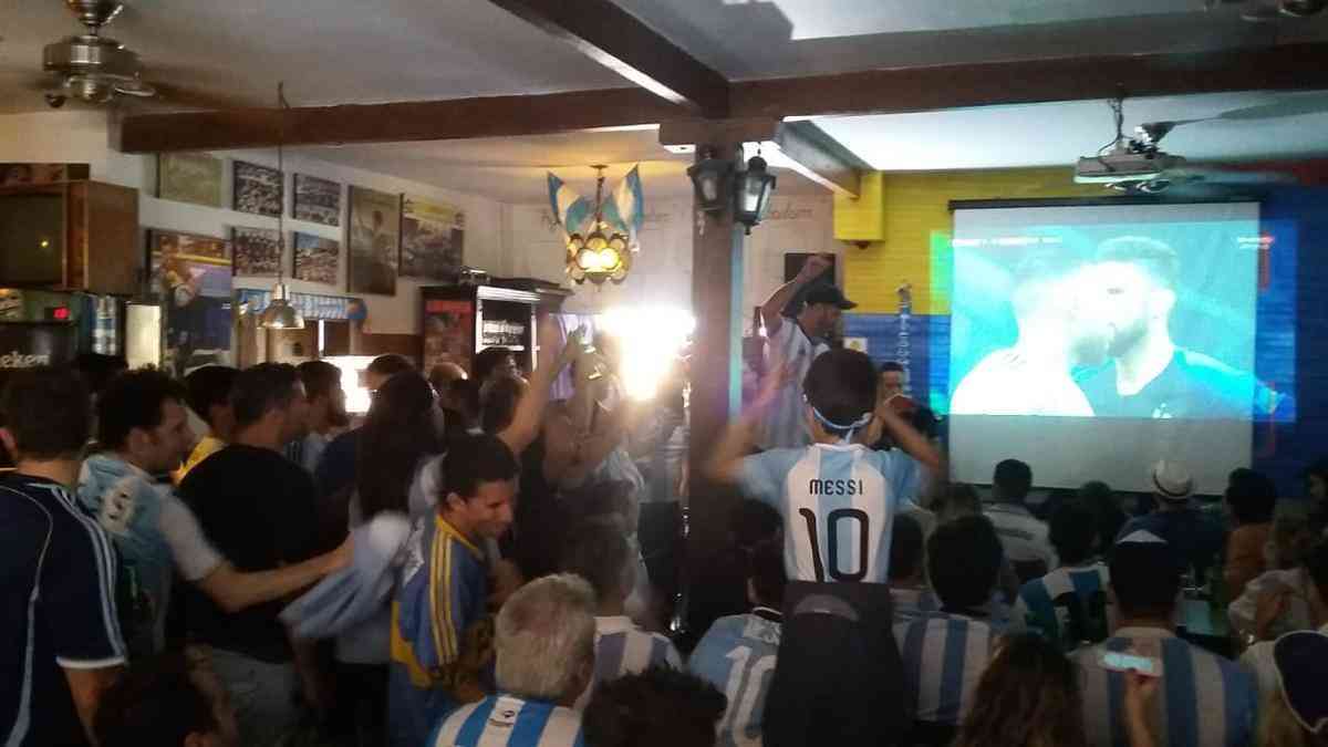 Argentinos torcendo em Belo Horizonte