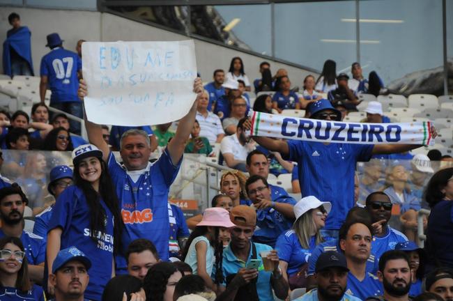 Cruzeiro x Bahia: fotos da torcida da Raposa no Mineiro