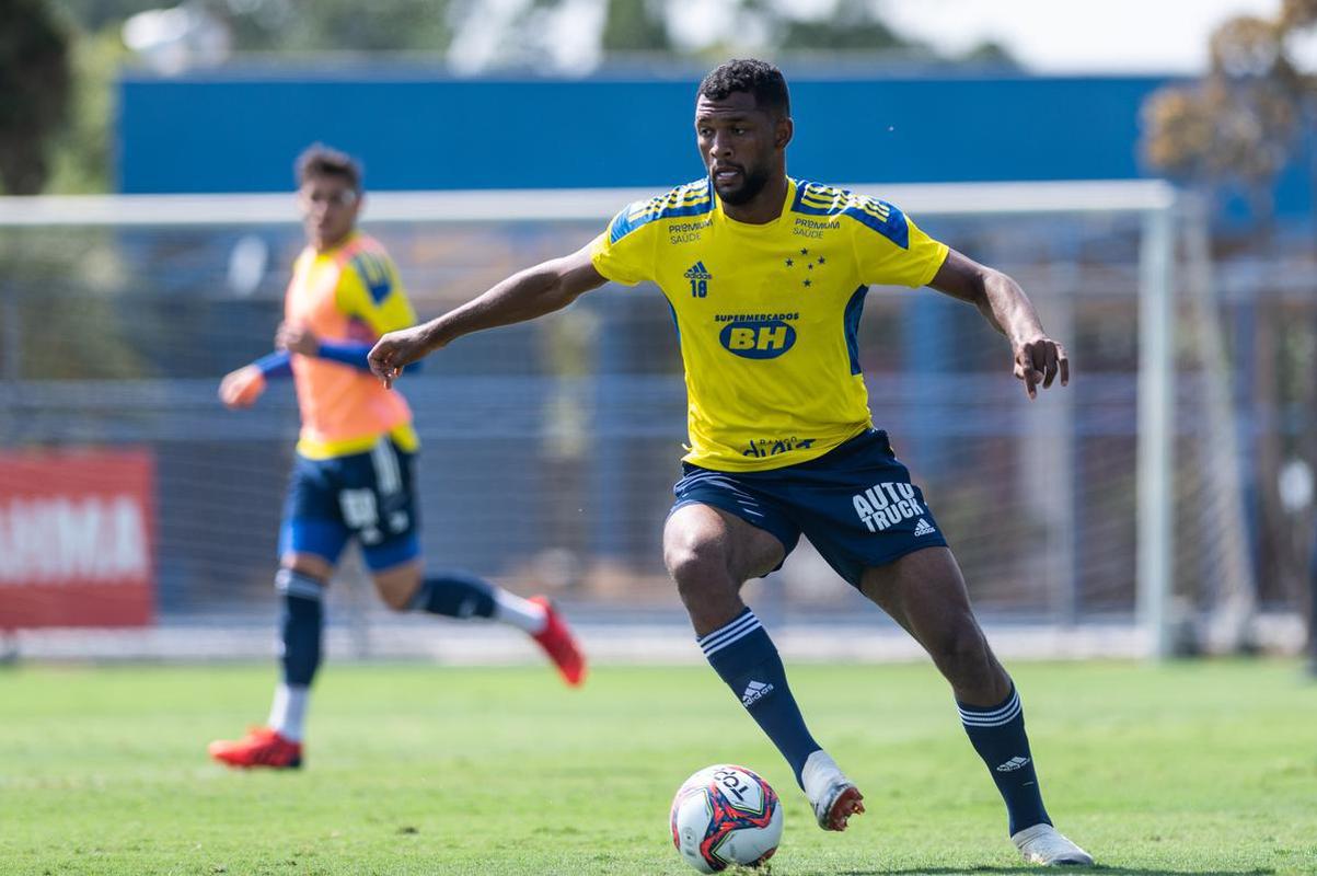 Fotos do treino do Cruzeiro desta sexta-feira na Toca II
