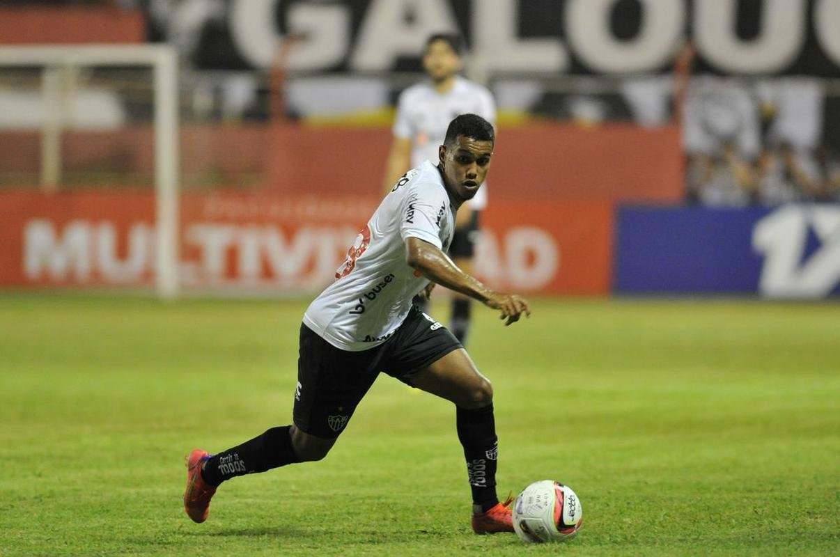 O Atltico estreou na temporada 2022 nesta quarta-feira (26), diante do Villa Nova, pela 1 rodada do Campeonato Mineiro. A partida disputada no Estdio Castor Cifuentes, em Nova Lima, tambm marcou o primeiro jogo do treinador argentino Antonio 'El Turco' Mohamed sob o comando do Galo.