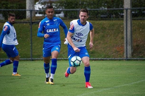 Jogadores da Raposa se reapresentaram na manh desta segunda-feira e comearam a preparao para enfrentar o Coritiba, nesta quarta-feira, no Couto Pereira, pelo Brasileiro
