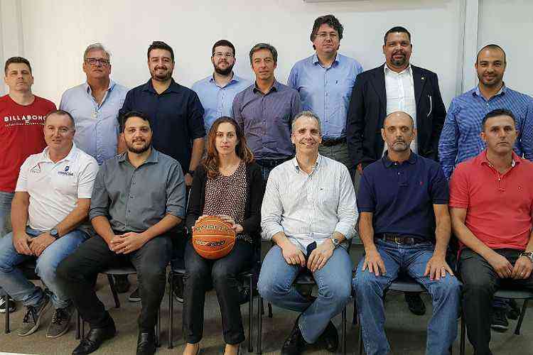 Basquete: Cruzeiro vai disputar 'divisão de acesso' do NBB - Superesportes