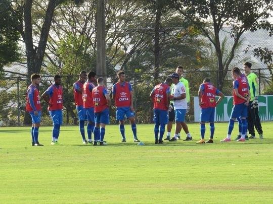Galeria de fotos do treino do Cruzeiro na tarde desta quinta-feira, na Toca da Raposa II