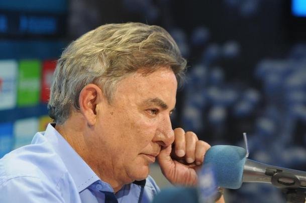 Novo gestor de futebol do Cruzeiro, Zez Perrella deu entrevista nesta sexta-feira, na Toca da Raposa II