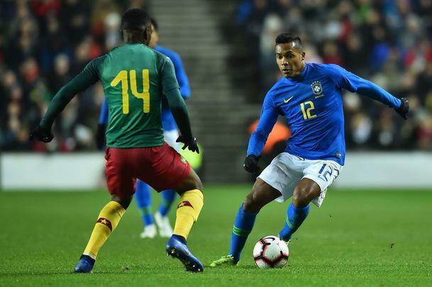Seleção Brasileira realizou o último jogo do ano de 2018 contra o Camarões, em Milton Keynes, na Inglaterra