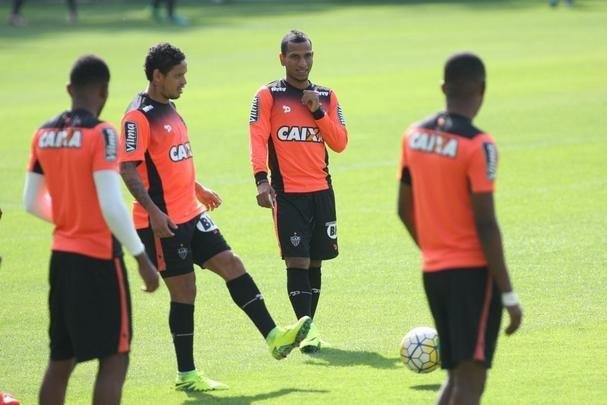 Imagens do primeiro dia de Otero no Atltico