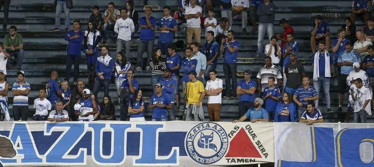 Imagens do jogo entre Joinville e Cruzeiro, pela Primeira Liga, em Santa Catarina