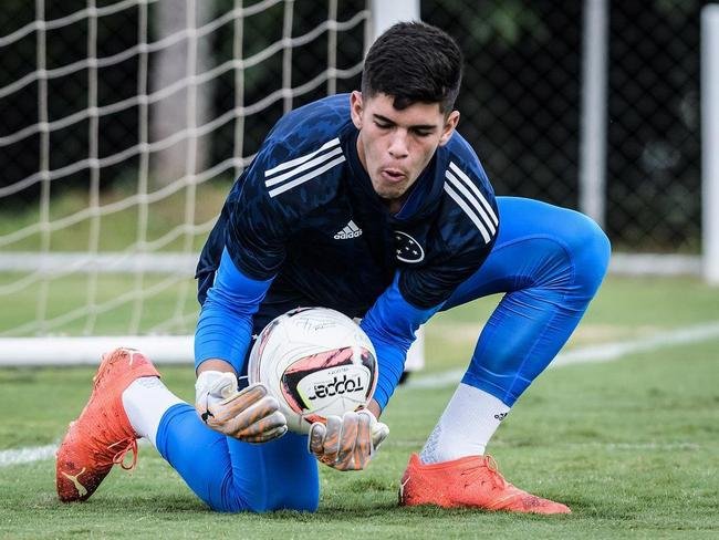Imagens do treino do Cruzeiro nesta tera-feira (3 de janeiro), na Toca da Raposa II